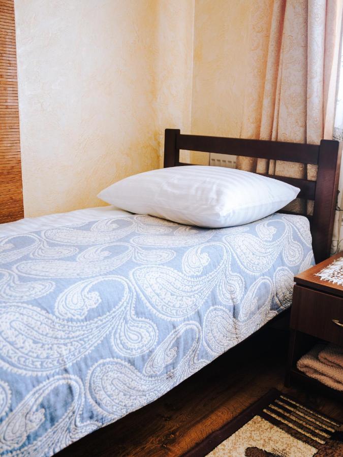 Filvarok Hotel Brody Dış mekan fotoğraf