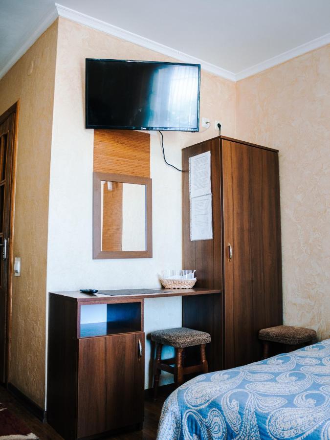 Filvarok Hotel Brody Dış mekan fotoğraf