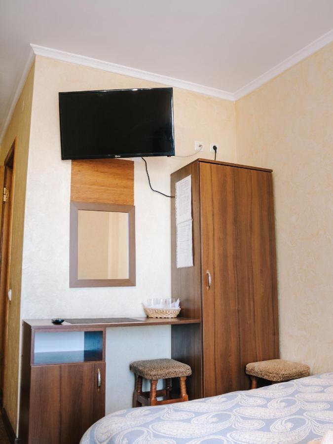 Filvarok Hotel Brody Dış mekan fotoğraf