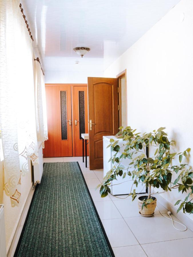 Filvarok Hotel Brody Dış mekan fotoğraf