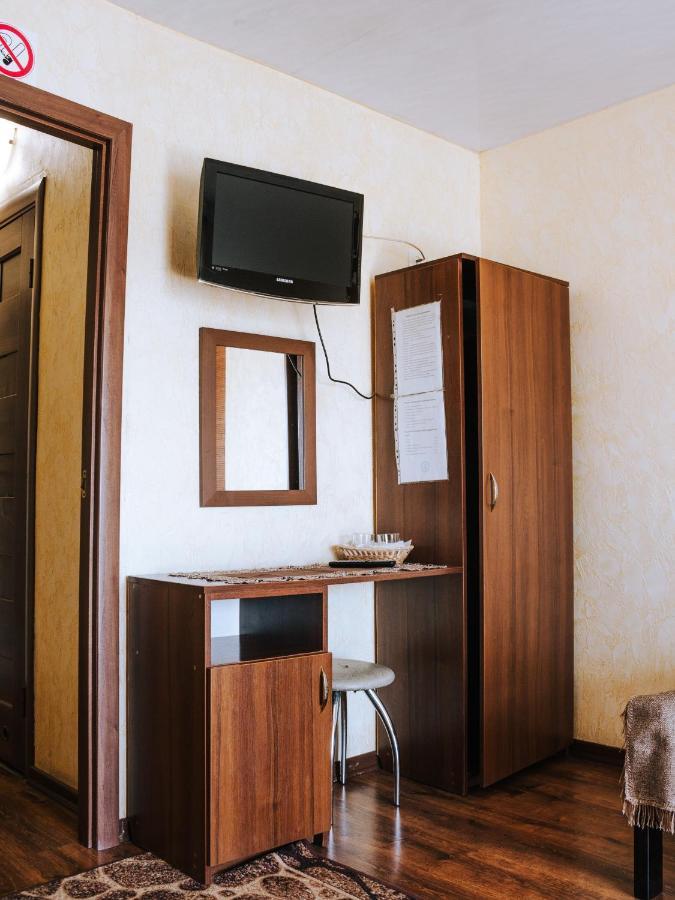 Filvarok Hotel Brody Dış mekan fotoğraf