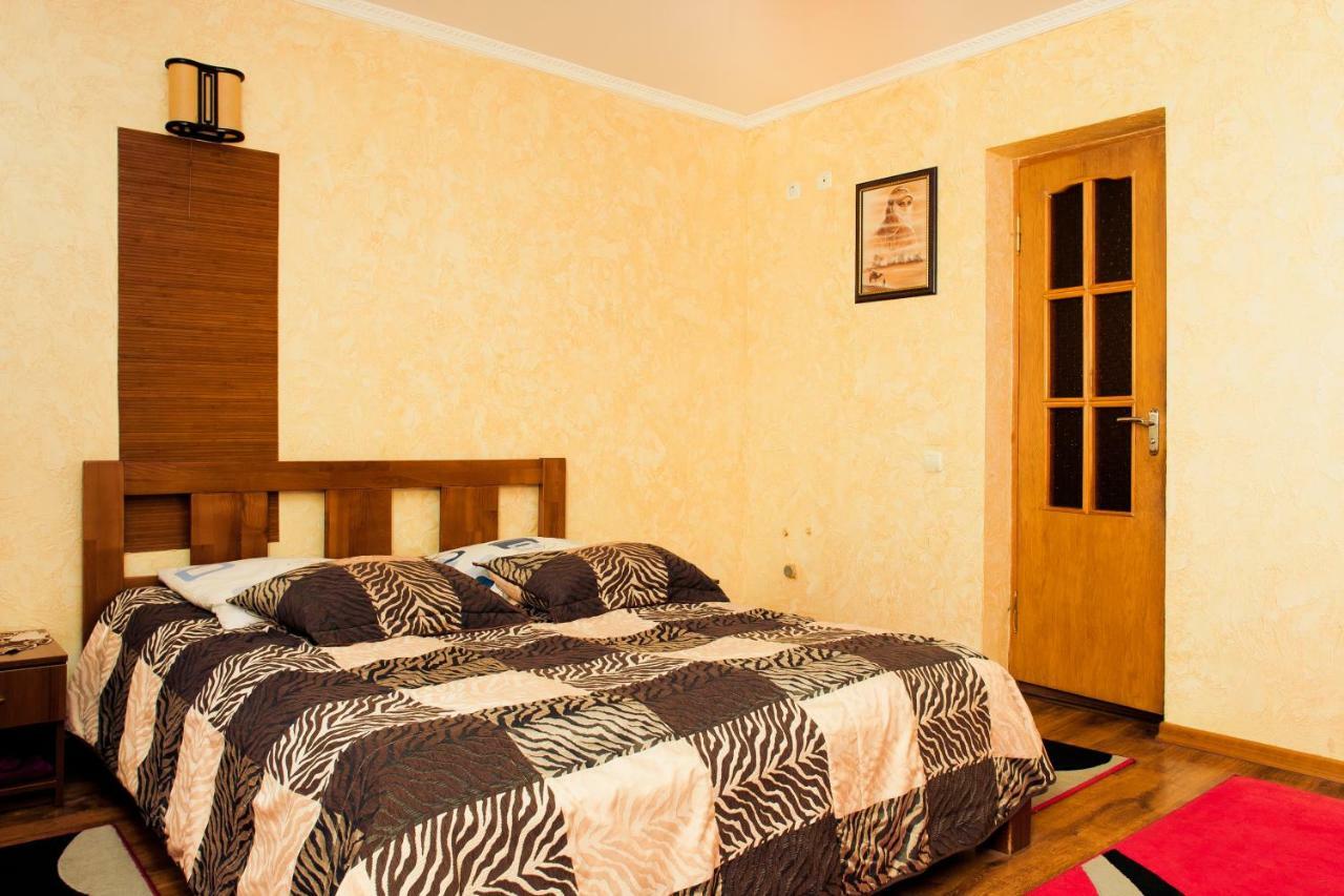 Filvarok Hotel Brody Dış mekan fotoğraf