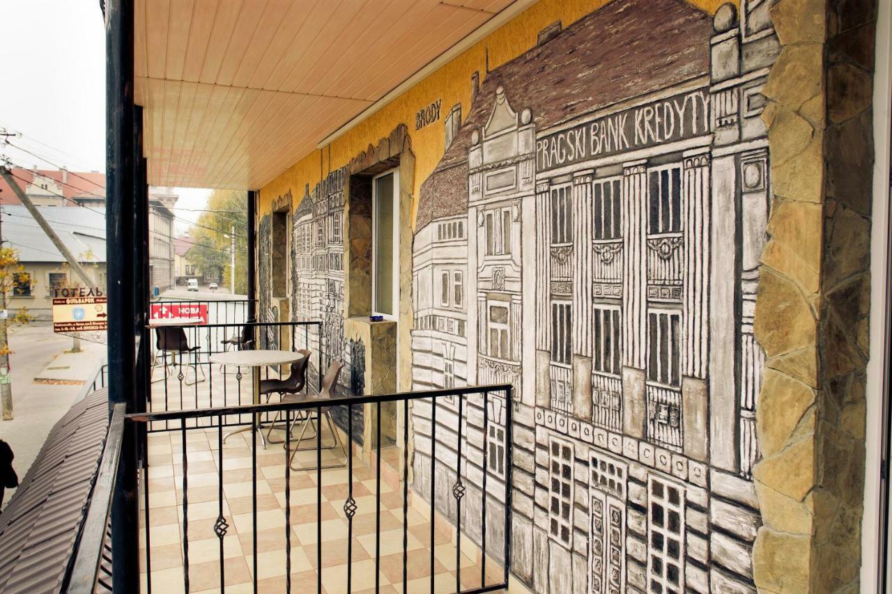 Filvarok Hotel Brody Dış mekan fotoğraf